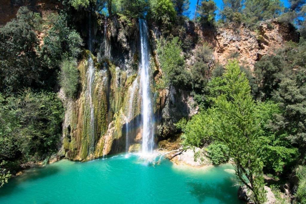Superbe Bergerie En Coeur De Foret Avec Piscine Privee Lac Riviere Cascades Carcès Exterior foto